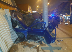 В Краснодаре 21-летняя девушка погибла в смертельном ДТП: видео