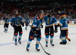 Очередным "фиаско" на домашнем льду закончилась игра ХК "Сочи" с москвичами