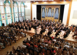  Ко Дню города в Краснодаре открыли обновленный концертный зал 