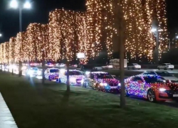Участники рождественского автопробега возле парка Галицкого могут быть оштрафованы
