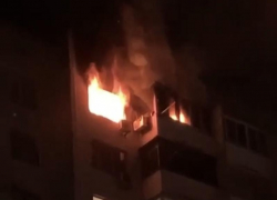 В Краснодаре вспыхнула квартира в многоэтажке