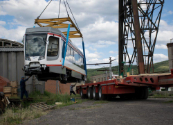 В Краснодар отправлены первые два трамвая из новой партии