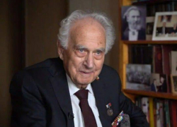 Ставший заслуженным врачом России кубанский хирург Владимир Бенсман скончался в возрасте 98 лет