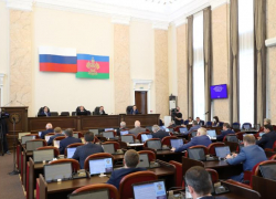 Новая система контроля отследит формирование и использование средств дорожного фонда