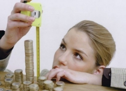 За год средняя зарплата кубанцев упала на 24,5%