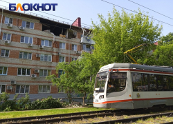 Биотуалеты, силовики и уборка подъездов: утро в поврежденной от взрыва газа краснодарской пятиэтажке