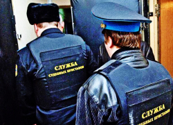 Судебного пристава обвинили в халатности на 10 млн