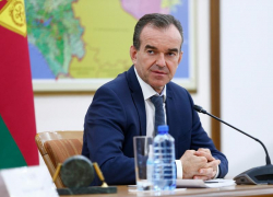 Кредитов больше, многодетным деньги вместо земли – направления работы обозначил депутатам губернатор Кубани