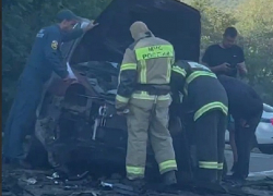 В Краснодарском крае в столкновении Porsche и Kia погиб мужчина и пострадал ребёнок