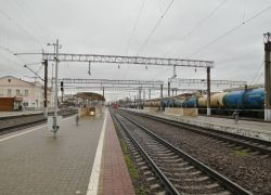 На Кубани три поезда пришли в Сочи с опозданием почти на час