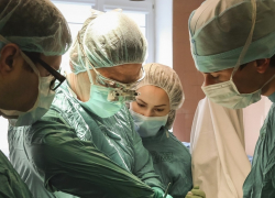 Краснодарские врачи удалили пациентке 7-килограммовую опухоль