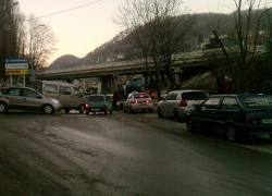 В Туапсинском районе затруднено движение автомобилей