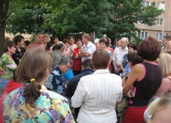 В Краснодаре жильцы «Славянки» организовали митинг из-за мошенничества компании