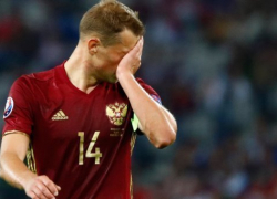  Сборная России после матчей в Краснодаре и Сочи упала на дно рейтинга ФИФА 