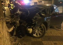 В Краснодаре ночные гонки на «БМВ» закончились больницей для «автоледи» и ее юной пассажирки