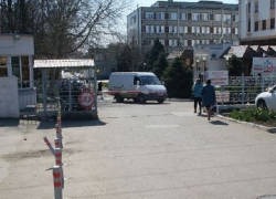 В Краснодаре разыскивают водителя, сбившего на авто 77-летнюю женщину 