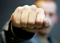 Житель Павловского района до смерти забил ногами свою мать