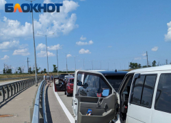Движение по Крымскому мосту перекрывали из-за сигнала тревоги