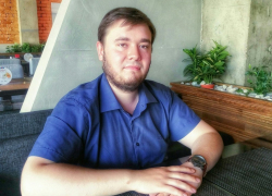 «Публикации о свадьбе Хахалевой - ответ на инициирование в СМИ темы о якобы прошедшей в Барселоне гей-свадьбе Коровайко», - политтехнолог Александр Топалов