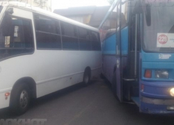  Рейсовые автобусы столкнулись друг с другом в Анапе 