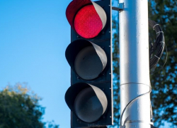 В Краснодаре сразу на двух перекрестках отключат светофоры 