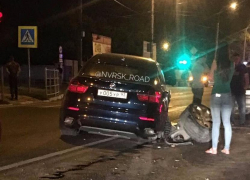 Гонки на дорогих автомобилях по ночному Новороссийску закончились "крутой" аварией