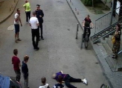 В Краснодаре подросток погиб при падении из окна высотки