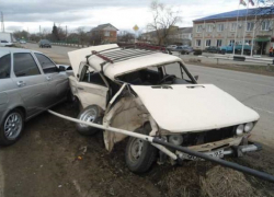 В Белореченском районе столкнулись две легковушки