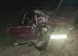 В лобовом ДТП на Кубани пострадали трое взрослых и трое детей