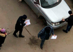 Вандализм продолжается: больше 40 машин оставили без колес в Краснодаре