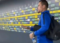 «Без комментариев», - форвард «Сочи» поговорил с пустой пресс-зоной после матча