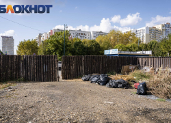 Нелегальные шлагбаумы и забор пойдут под снос в Краснодаре