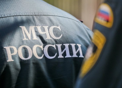  Автобус с людьми упал с пирса в воду в Темрюкском районе 