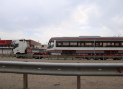 Первые два трамвая из новой партии прибыли в Краснодар 