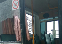 Изрезало лицо пассажирке автобуса в ДТП в Сочи