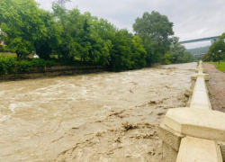 Бедствие в Сочи: потоп в Кудепсте, эвакуация жителей и новое предупреждение