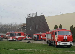Очевидцы рассказали, как в Краснодаре ликвидировали возгорание на «Орехпроме»