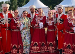 Кубанский казачий хор выступил на открытии храма под Брянском