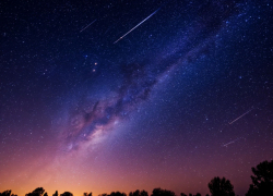 Солнце «увеличится», а метеорный поток украсит ночь: какие явления увидят жители Кубани