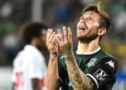 Нападающего «Краснодар» Смолова спортивные журналисты признали лучшим игроком России 