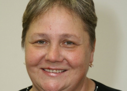 В Краснодаре начался сбор подписей за увольнение декана журфака КубГУ Надежды Кравченко