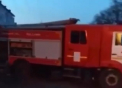 В Краснодаре пожарные спешили на вызов, а попали в грязевую лужу 