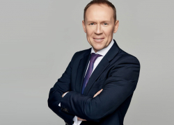 «Учет прошедших вакцинацию должен быть обязательно»: депутат Госдумы о борьбе с COVID-19