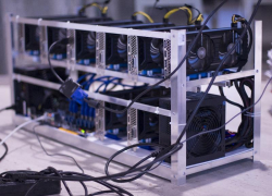 Биткоины рулят: краснодарец продал аккумулятор под видом майнинговой фермы