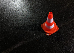 В Краснодаре «Газель» на скорости влетела в дом - видео 