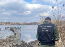 В Краснодарском крае утонул восьмилетний мальчик, плавая с другом на самодельной лодке