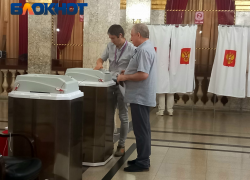 Электронные урны, песни и жалобы: как прошёл первый день выборов в Краснодаре