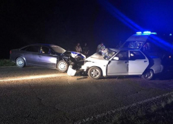 Водитель ВАЗа погиб в ДТП на Кубани: женщина и трое детей ранены