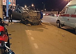 Краснодарские водитель и пассажир Lexus, попавшего в ДТП, затеяли драку