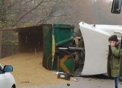 На Кубани в жестком ДТП с большегрузом погибли четыре человека
